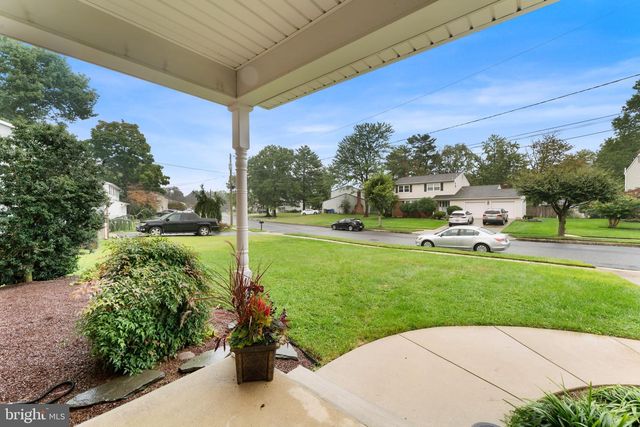 1833 W POINT DR, Cherry Hill, NJ 08003