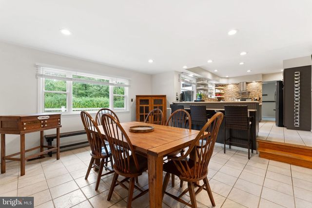 1833 W POINT DR, Cherry Hill, NJ 08003
