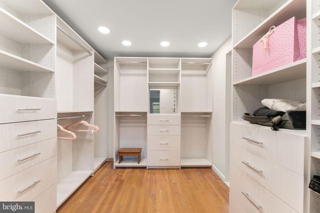 1833 W POINT DR, Cherry Hill, NJ 08003