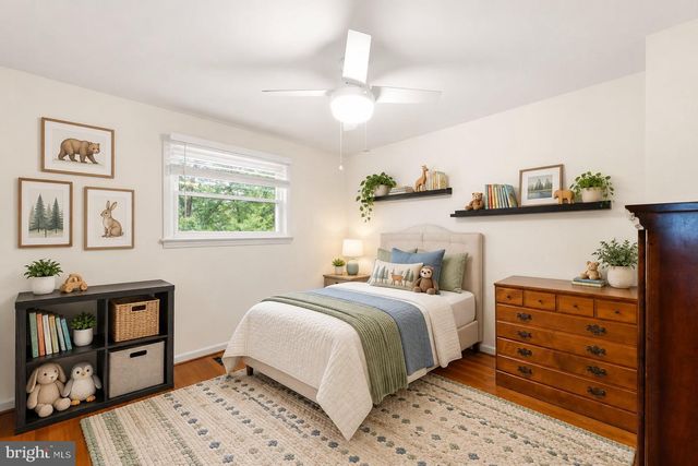 1833 W POINT DR, Cherry Hill, NJ 08003