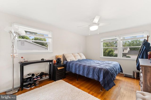 1833 W POINT DR, Cherry Hill, NJ 08003