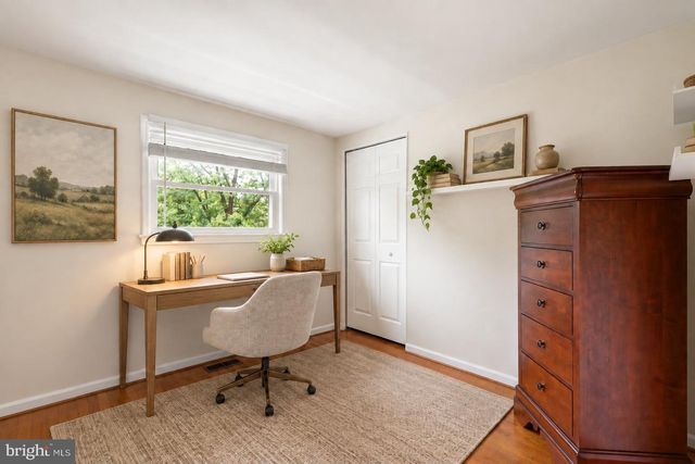 1833 W POINT DR, Cherry Hill, NJ 08003
