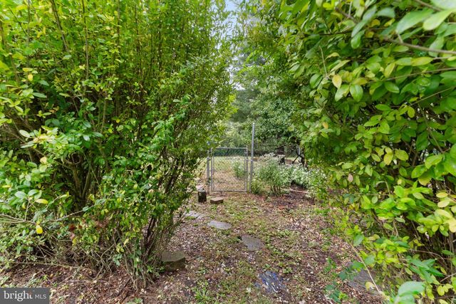 1833 W POINT DR, Cherry Hill, NJ 08003