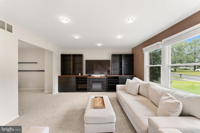 1833 W POINT DR, Cherry Hill, NJ 08003