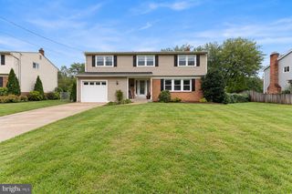 1833 W POINT DR, Cherry Hill, NJ 08003