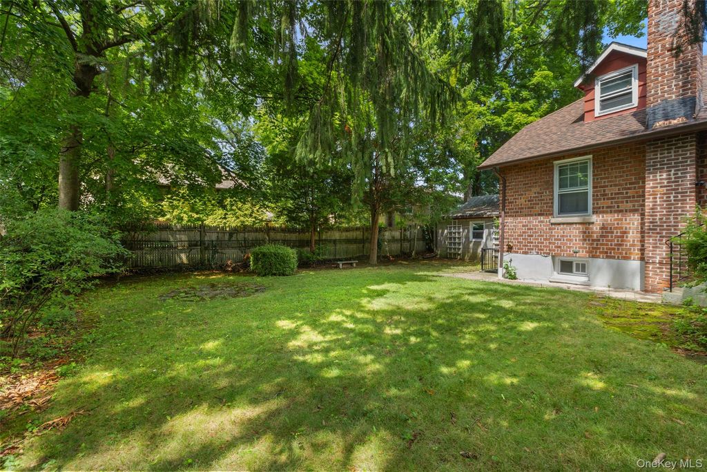 210 aka 206 Hollywood Avenue, Tuckahoe, NY 10707 — photo 2