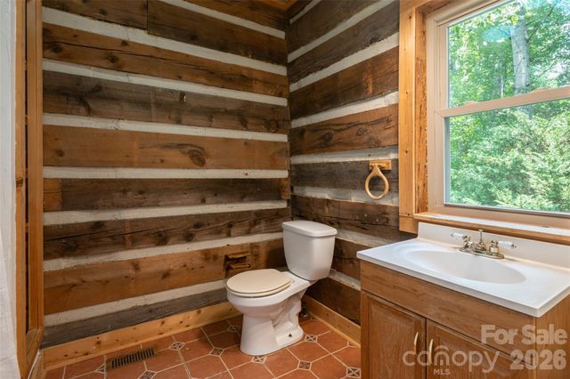 24 Gregory Hill Road, Fairview, NC 28730