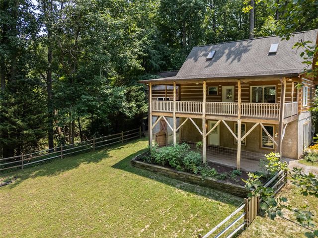24 Gregory Hill Road, Fairview, NC 28730
