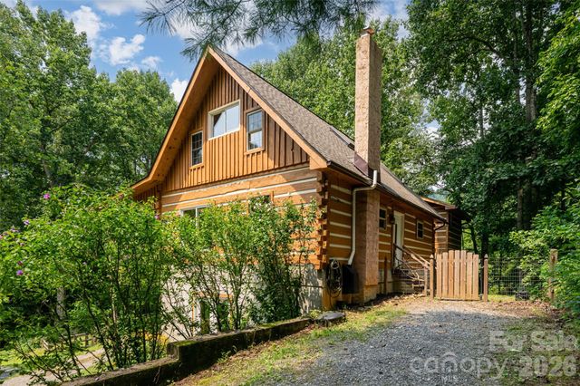 24 Gregory Hill Road, Fairview, NC 28730