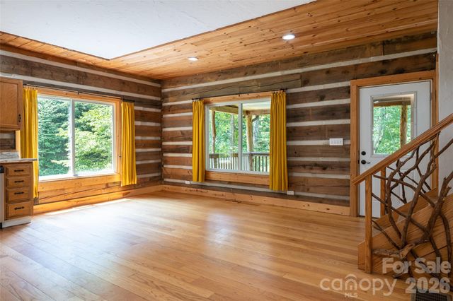 24 Gregory Hill Road, Fairview, NC 28730