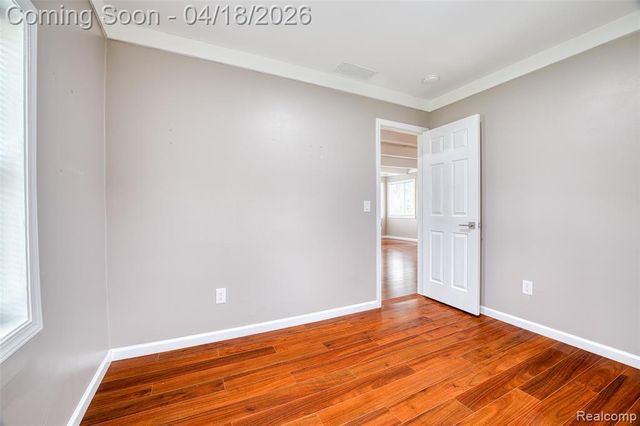 2514 Barton Street, Commerce Twp, MI 48382