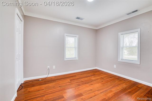 2514 Barton Street, Commerce Twp, MI 48382