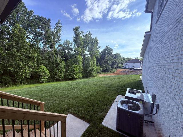 373 Young Lane, Pleasant View, TN 37146