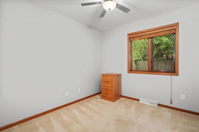 29 Newbury Circle, Madison, WI 53711