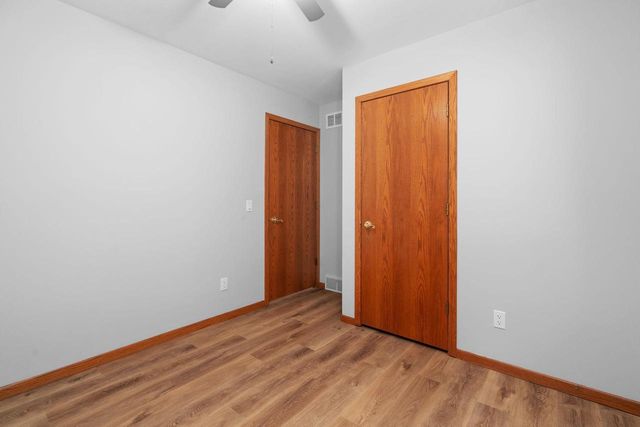 29 Newbury Circle, Madison, WI 53711