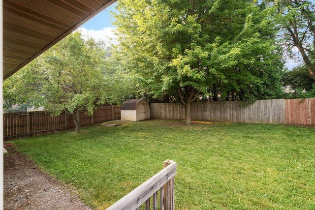 29 Newbury Circle, Madison, WI 53711