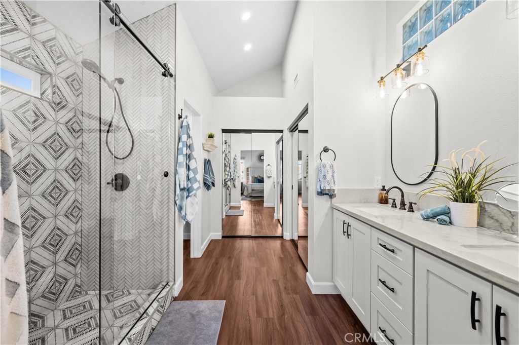 Image 11 of property listing at 208 Calabria Court, Costa Mesa, CA 92627