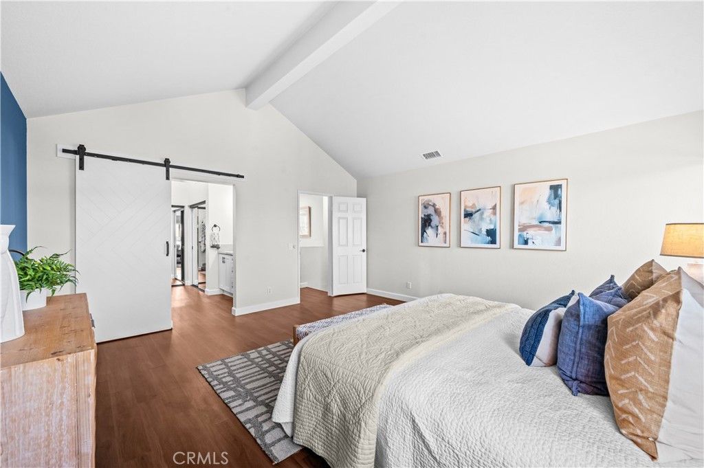 Image 27 of property listing at 208 Calabria Court, Costa Mesa, CA 92627
