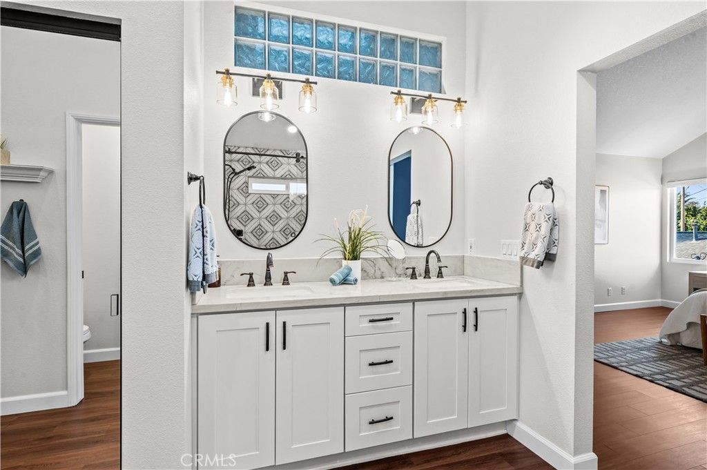 Image 30 of property listing at 208 Calabria Court, Costa Mesa, CA 92627