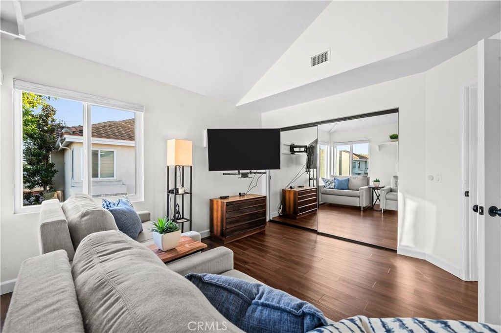 Image 35 of property listing at 208 Calabria Court, Costa Mesa, CA 92627