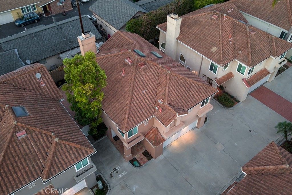 Image 44 of property listing at 208 Calabria Court, Costa Mesa, CA 92627