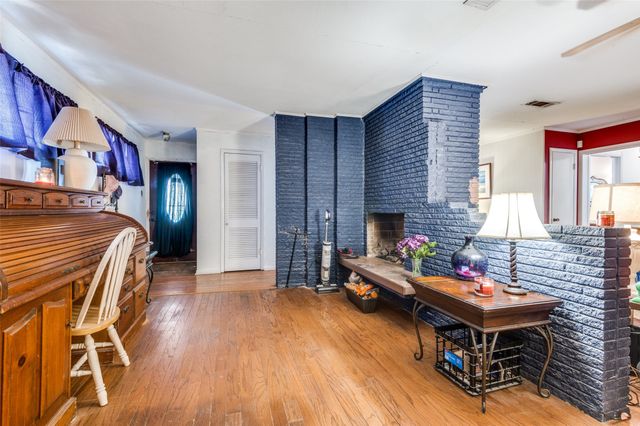 3722 Devonshire Court W, Irving, TX 75062