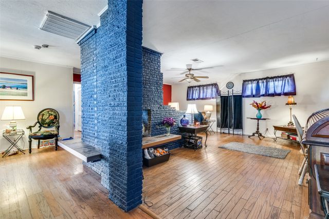 3722 Devonshire Court W, Irving, TX 75062