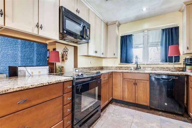 3722 Devonshire Court W, Irving, TX 75062