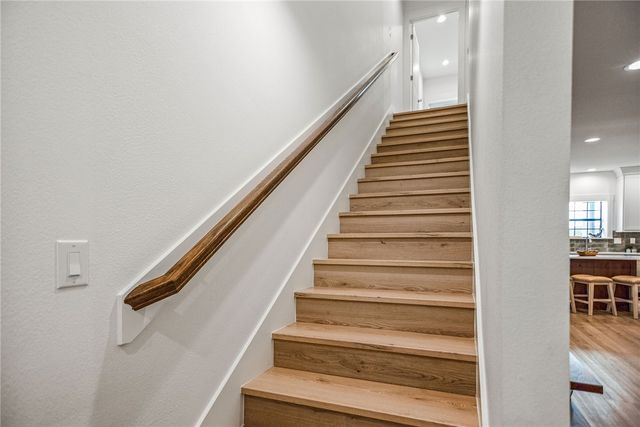 96 Circle Hook, Port O'connor, TX 77982