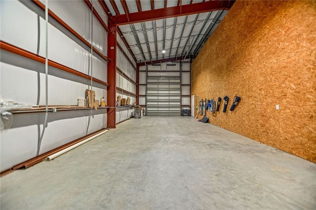 96 Circle Hook, Port O'connor, TX 77982