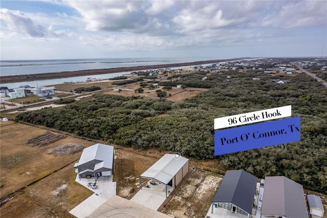 96 Circle Hook, Port O'connor, TX 77982
