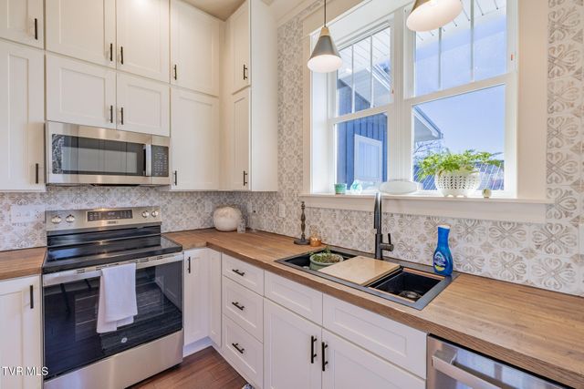 801 Watauga St Street, Kingsport, TN 37660