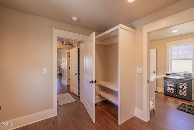 801 Watauga St Street, Kingsport, TN 37660