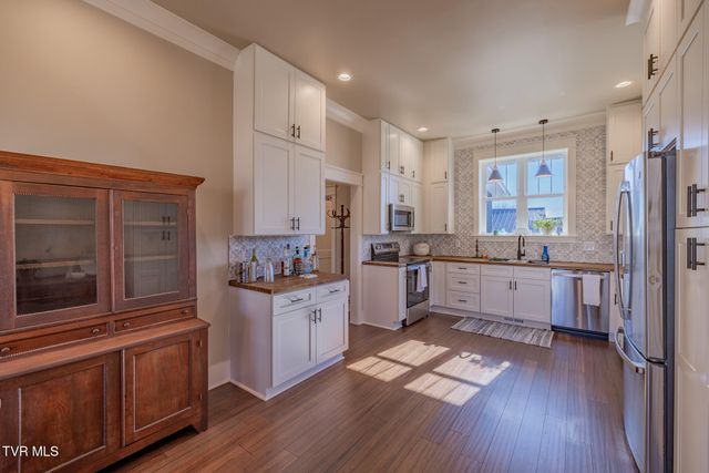 801 Watauga St Street, Kingsport, TN 37660