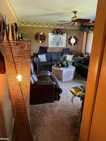 31543 Devos Court, New Haven, MI 48048