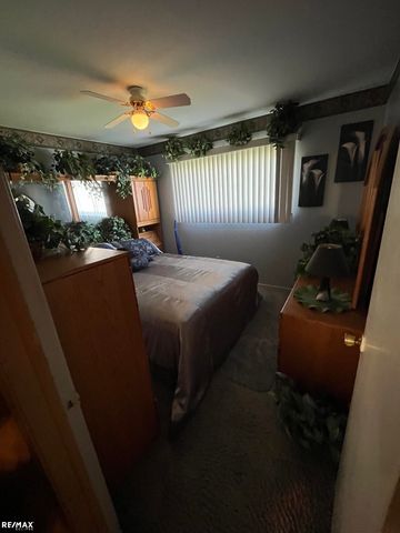 31543 Devos Court, New Haven, MI 48048