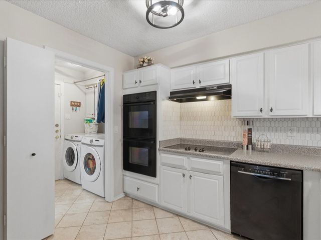 2812 Prescott Drive, Carrollton, TX 75006