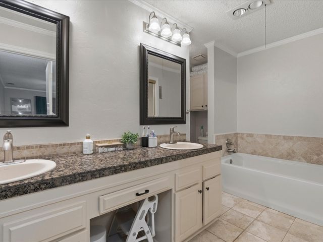 2812 Prescott Drive, Carrollton, TX 75006