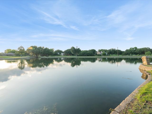 2812 Prescott Drive, Carrollton, TX 75006