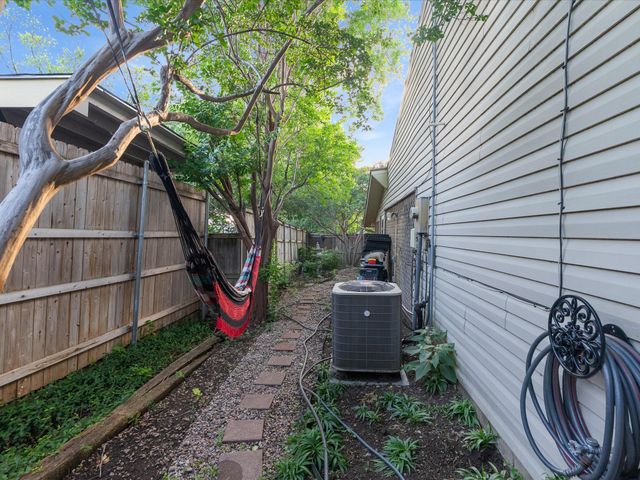 2812 Prescott Drive, Carrollton, TX 75006