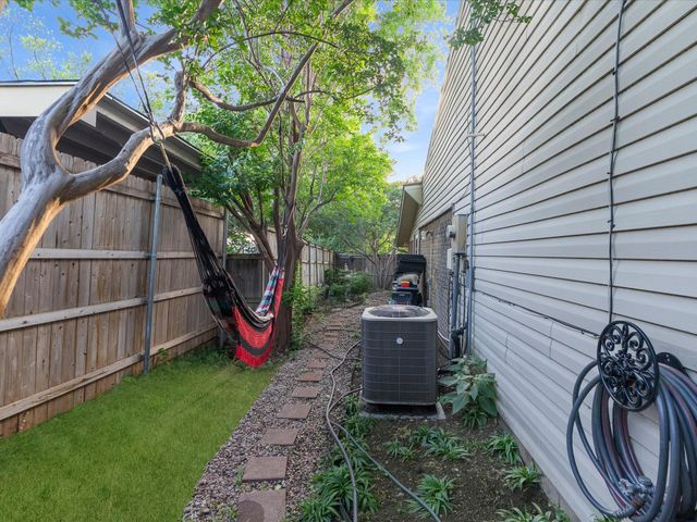 2812 Prescott Drive, Carrollton, TX 75006