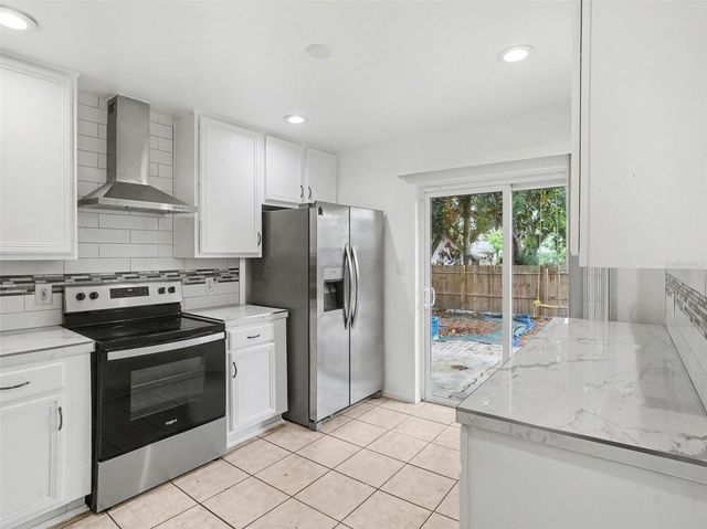 7102 HARBOR HEIGHTS CIRCLE, Orlando, FL 32835