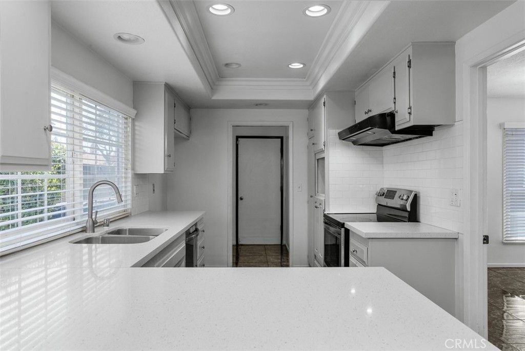 Image 10 of property listing at 17938 Los Tiempos Street, Fountain Valley, CA 92708
