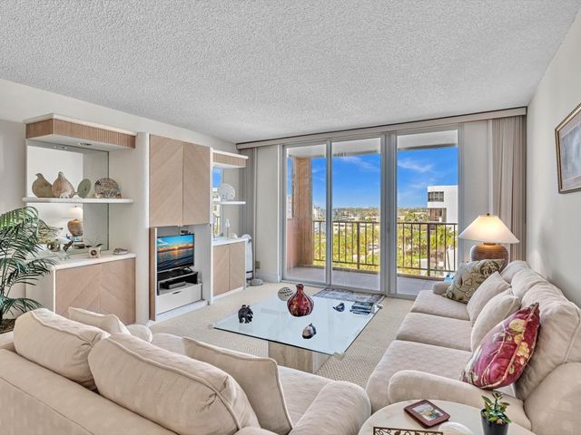 1149 Hillsboro Mile 703, Hillsboro Beach, FL 33062