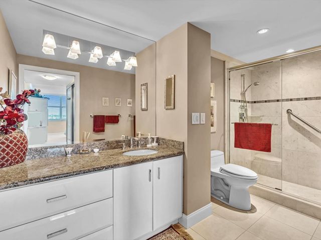 1149 Hillsboro Mile 703, Hillsboro Beach, FL 33062