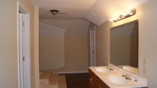 50 Naomi Court, Sumter, SC 29154