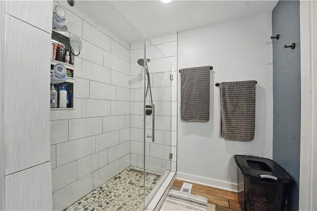 1633 N 600 Road, Baldwin City, KS 66006