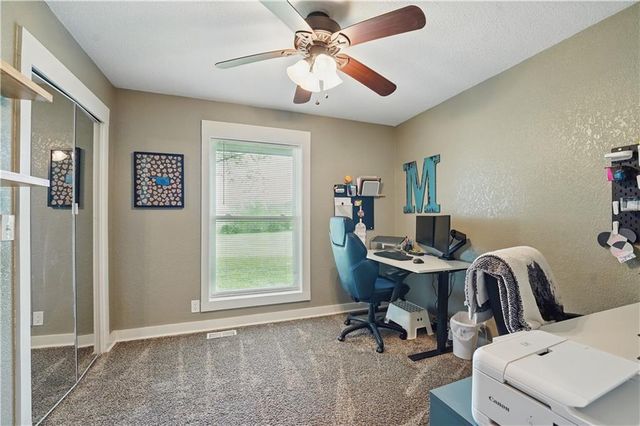 1633 N 600 Road, Baldwin City, KS 66006