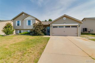 130 Intrepid Avenue, Wentzville, MO 63385