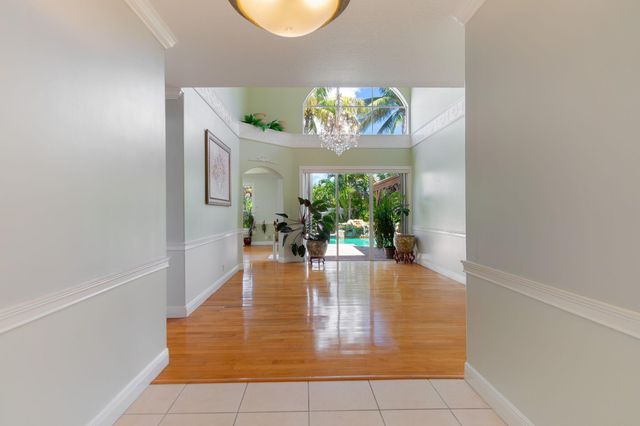 6243 Shadow Tree Lane, Lake Worth, FL 33463